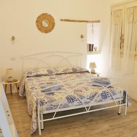 La Conchiglia Apartment SantʼAntìoco Екстериор снимка