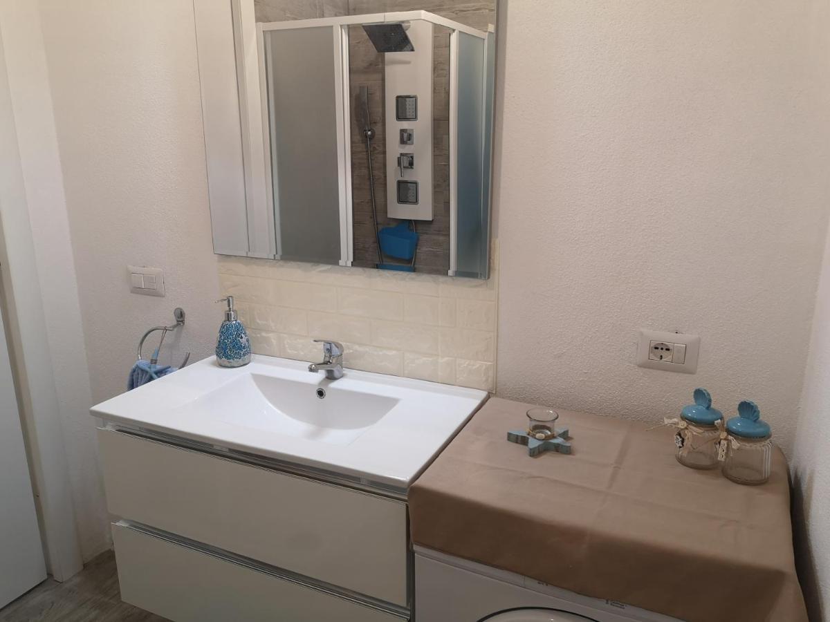 La Conchiglia Apartment SantʼAntìoco Екстериор снимка